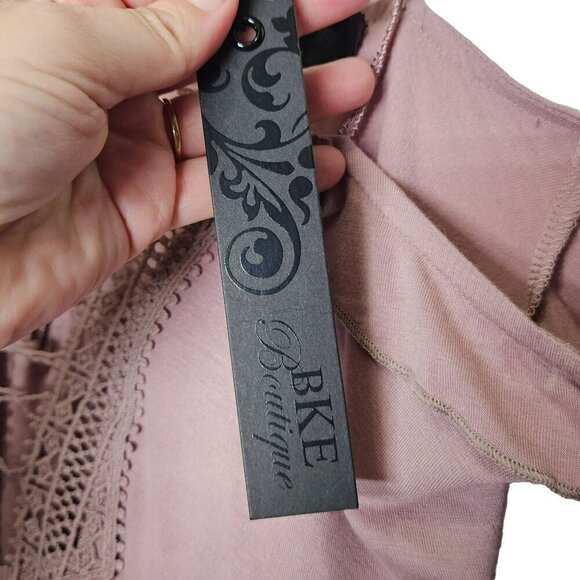 BKE Boutique NWT Women's Cold Shoulder Lace-Up Top M‎ Bamboo Rayon Blend Mauve - Picture 2 of 14